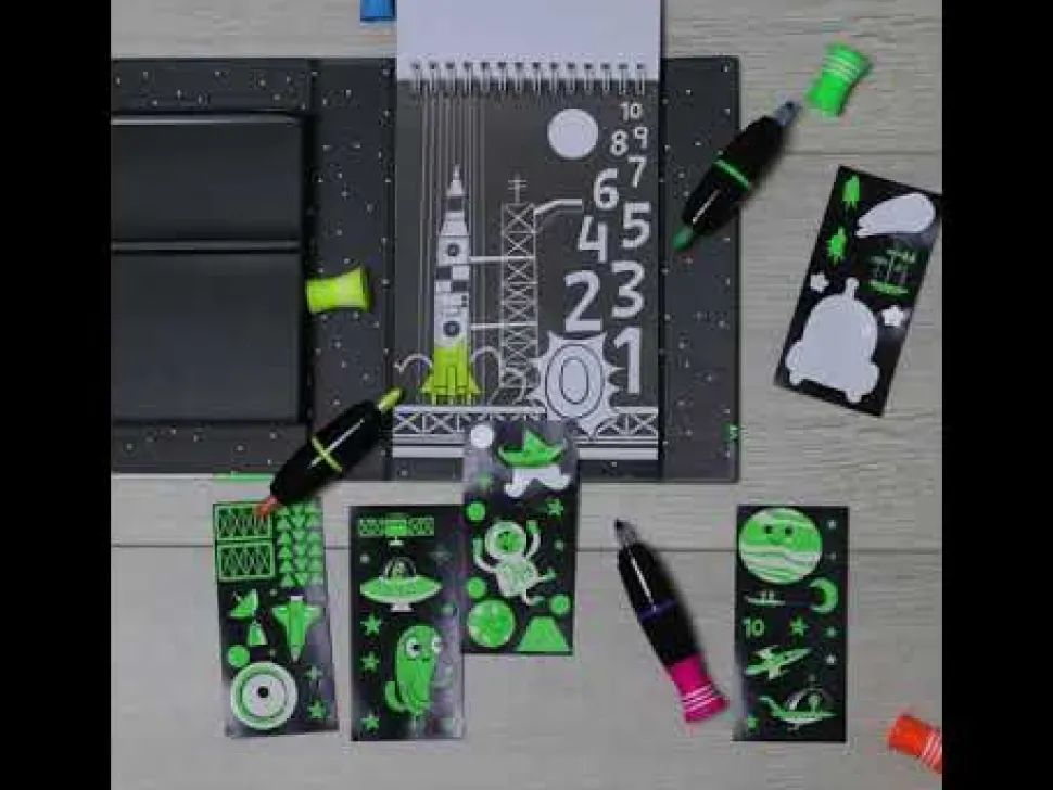 Farvelaegningssaet: Neon - Det Ydre Rum