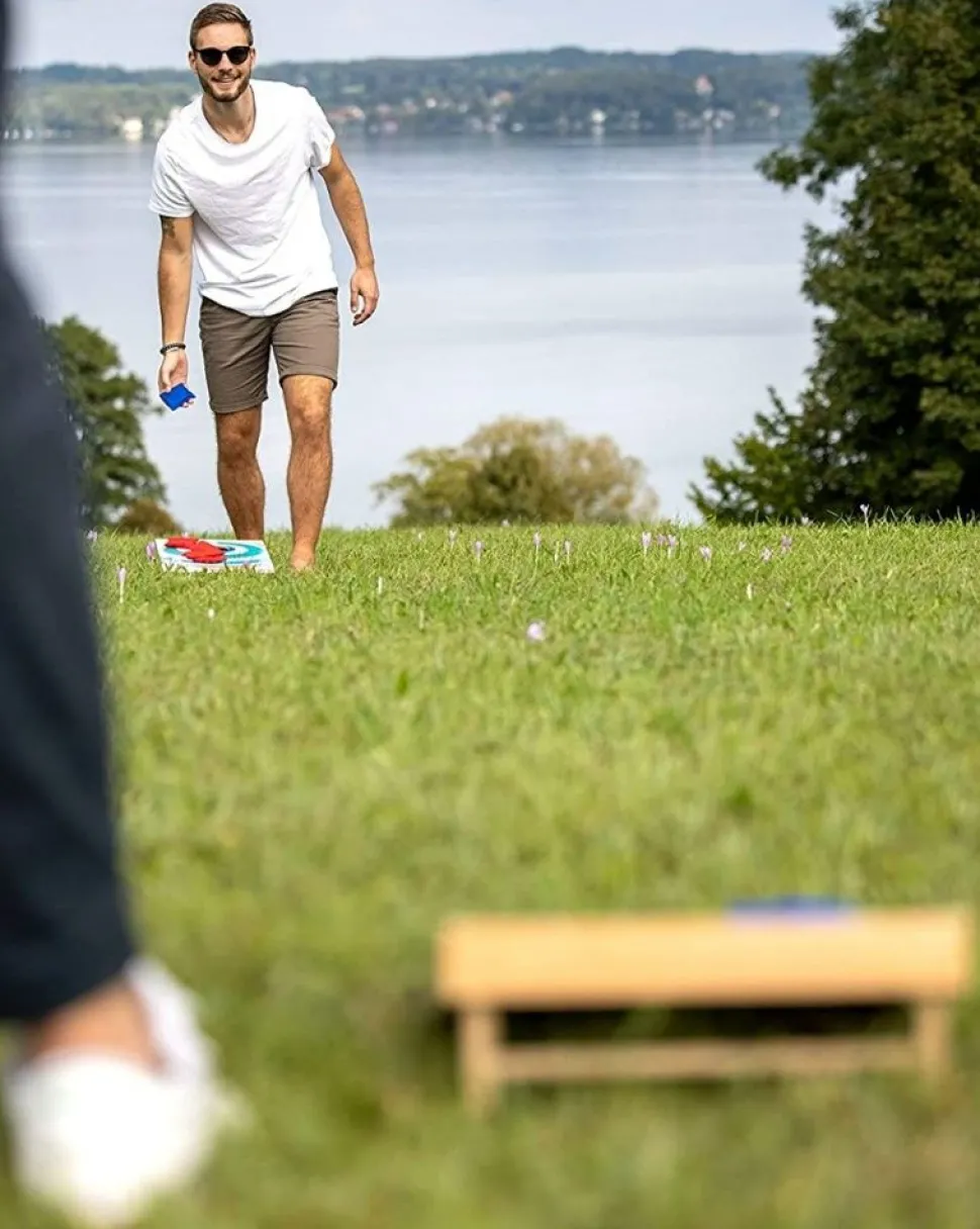 Kastespil M. Aerteposer - Cornhole