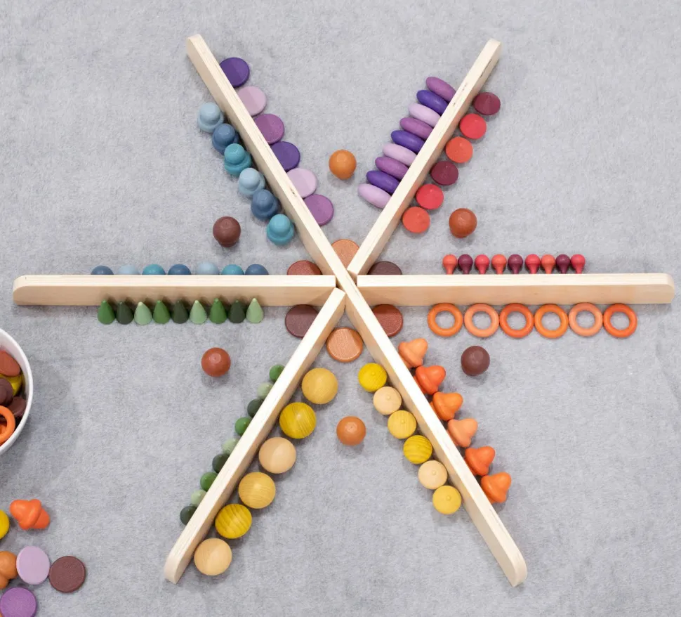 Montessori Startsaet, 168 Dele